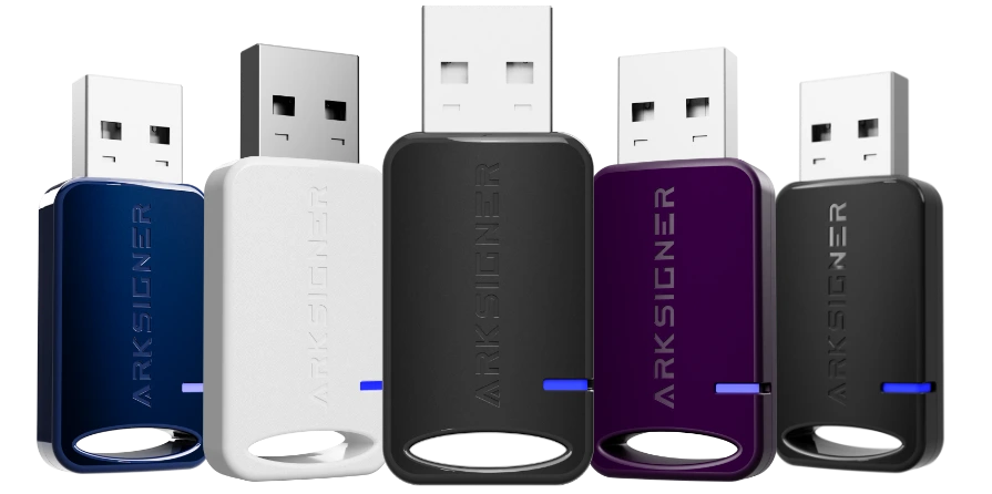 Farklı renk seçeneklerinde ArkSigner E-İmza USB Token Cihazları